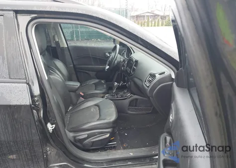 2019 Jeep Compass Altitude 4X4 из США, поврежденный, VIN 3C4NJDBB6KT723866